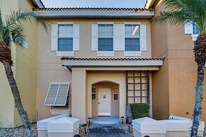 Kissimmee Home w/ Pool Access ~ 9 Mi to Disney!