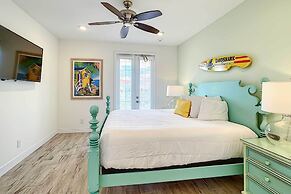 Margaritaville Home + Hot Tub, 3 Mi to Disney