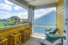 3 Mi to Disney: Home w/ Hot Tub in Margaritaville!