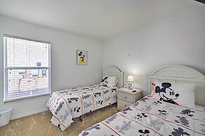 Pool + Lanai: Emerald Isle Resort Home!