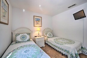 Pool + Lanai: Emerald Isle Resort Home!