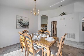 Pool + Lanai: Emerald Isle Resort Home!