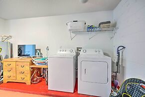 Pool + Lanai: Emerald Isle Resort Home!