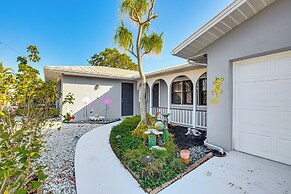 Heated Pool + Lanai: Matlacha Isles Getaway