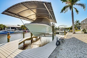 Heated Pool + Lanai: Matlacha Isles Getaway