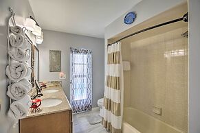 Heated Pool + Lanai: Matlacha Isles Getaway