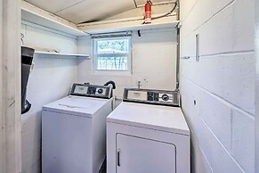 Lakeside Crescent City Cottage: Boat + Dock!