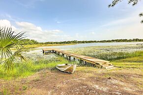 Lakeside Crescent City Cottage: Boat + Dock!