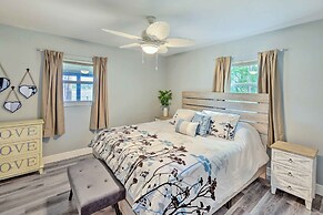 Lakeside Crescent City Cottage: Boat + Dock!