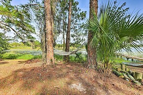 Lakeside Crescent City Cottage: Boat + Dock!