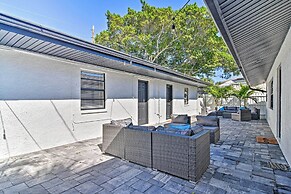 Madeira Beach Studio w/ Easy Access to Shore!