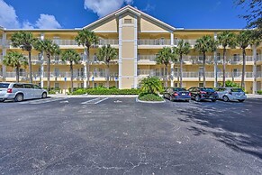 Luxe Top-floor Condo in Beautiful Lely Resort