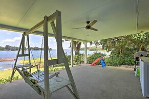 Lakefront Babson Park Escape: Pet Friendly!