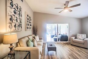 Naples Home w/ Lanai & Pool Near Vanderbilt Beach!