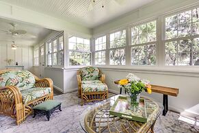 Mount Dora Tropical Escape: Steps to Lake Gertrude