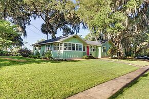 Walk to Lakes! Tropical Escape in Mount Dora