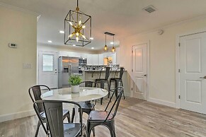 Modern Miramar Beach Townhome, Walk to Ocean!