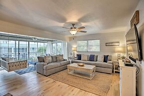 Modern Fort Myers Beach Retreat w/ Pool Access!