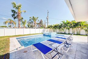 Naples Vacation Home: Private Pool + Hot Tub!