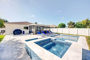 Naples Vacation Home: Private Pool + Hot Tub!