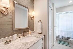 Naples Vacation Home: Private Pool + Hot Tub!