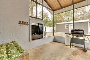 Mt Dora Couple's Retreat w/ Shared Pool!