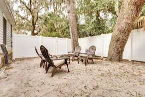 Mt Dora Couple's Retreat w/ Shared Pool!