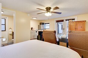 Mt Dora Couple's Retreat w/ Shared Pool!