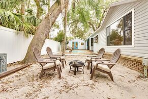 Mt Dora Couple's Retreat w/ Shared Pool!