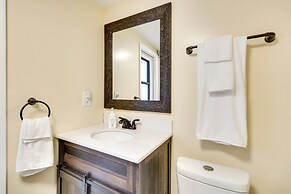 Mt Dora Couple's Retreat w/ Shared Pool!