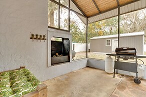 Mt Dora Couple's Retreat w/ Shared Pool!