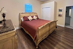 Naples Home w/ Private Heated Saltwater Pool/lanai