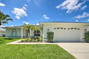 Modern Cape Coral Home: Private Lanai + Pool!