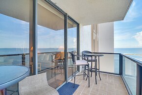 Oceanfront Condo w/ Balcony & Stunning Views!