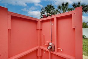 Ormond Beach Vacation Rental - Walk to Ocean!