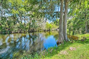 Old Florida Setting w/ Kayaks & Fishing Poles