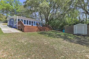 Peaceful Escape w/ Boat Dock on Lake Talquin!
