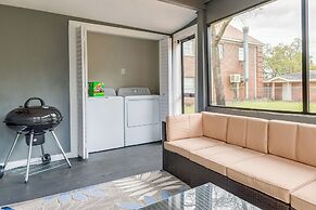 Pet-friendly Pensacola House Rental: 3 Mi to Beach