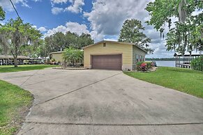 Picturesque Retreat on St Johns River + Docks