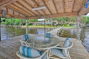 Picturesque Retreat on St Johns River + Docks