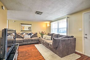 Family Home w/ Lanai & Yard in Port Richey!