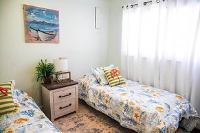 Coastal Bonita Shores Holiday Home Near Beach!