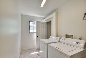 New Smyrna Beach Vacation Rental < 1/2 Mi to Beach