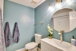 New Smyrna Beach Vacation Rental < 1/2 Mi to Beach