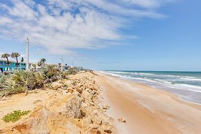 Oceanfront Ormond Beach Condo: Patio, Pool Access!