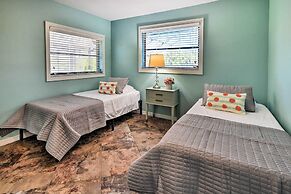 Port Charlotte Retreat w/ Heated Pool & Spa!