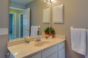 Port Charlotte Home w/ Pool - 8 Mi to Beaches!