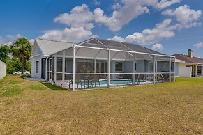 Port Charlotte Home w/ Pool - 8 Mi to Beaches!