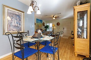 Quiet Condo ~ 10 Mi to Dtwn Pensacola