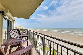 Beachfront New Smyrna Condo: 1 Mi to Flagler Ave